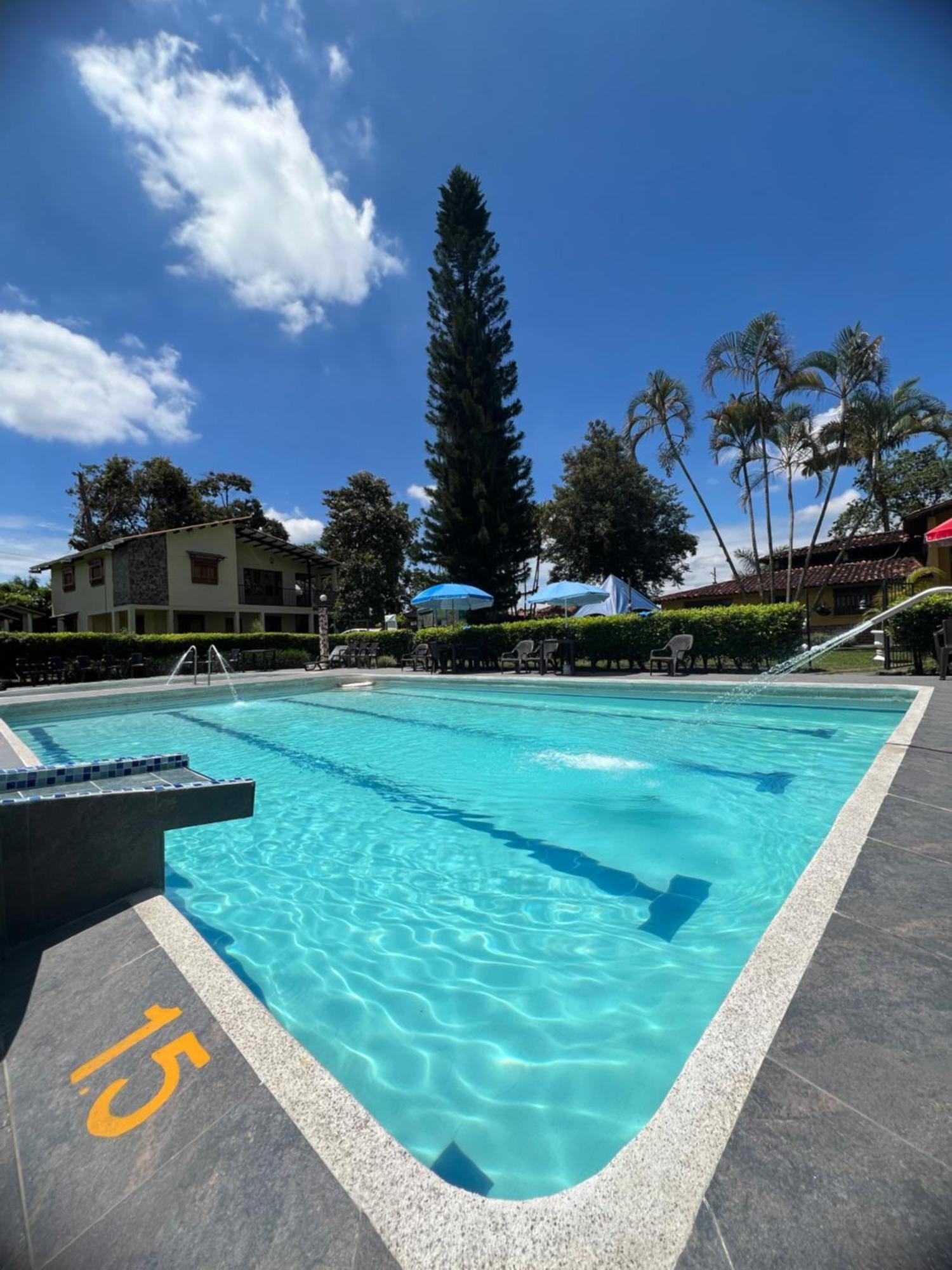 Villa Alejandra Del Quindio Calarcá Buitenkant foto