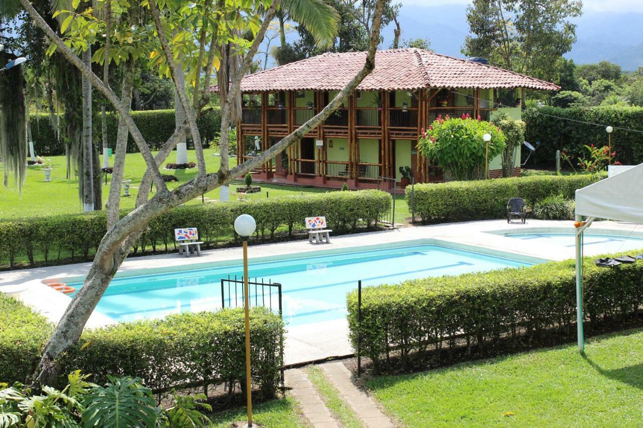 Villa Alejandra Del Quindio Calarcá Buitenkant foto